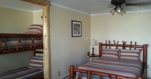 Stone Waters Inn Bellaire Экстерьер фото