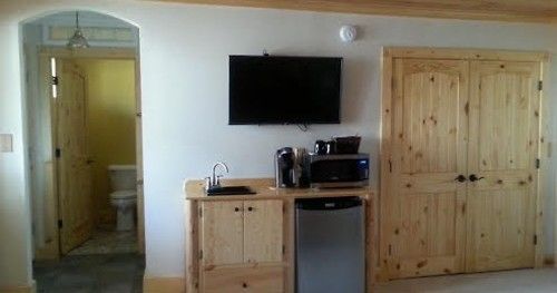 Stone Waters Inn Bellaire Экстерьер фото